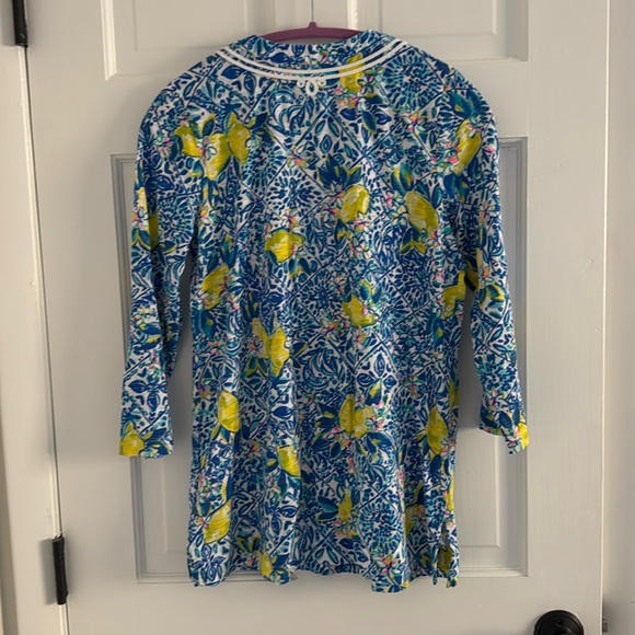 Like New Lilly lemon Top - Picture 7 of 7